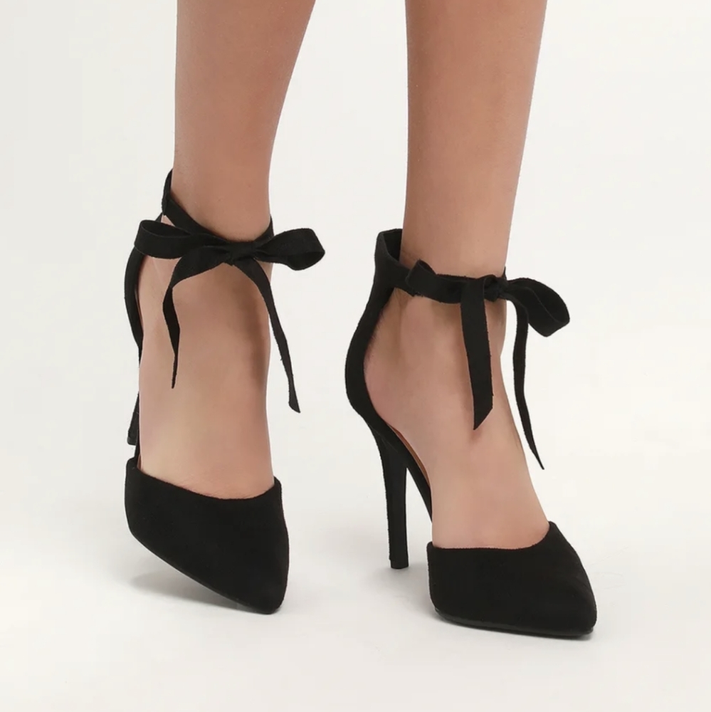 Lulu's Wylenn Lace Up Suede Pumps